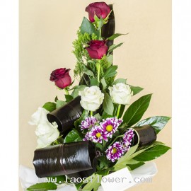 7 Roses Bouquet